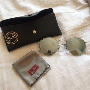 Ray bans round flash lense